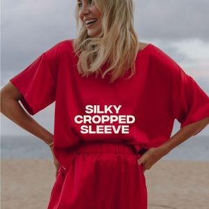 DAILY DRILLS !!!! Red Silky Crop Sleeve !!!